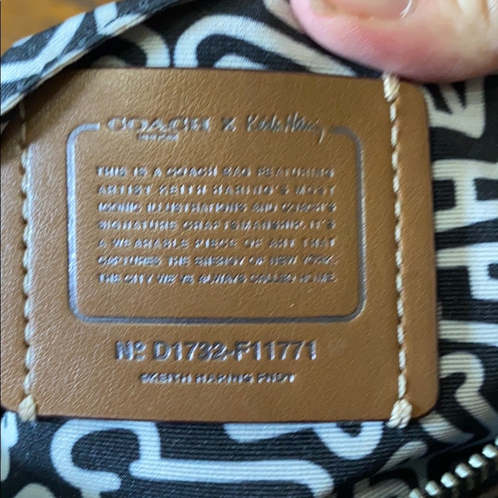 Authentic Coach x Keith Haring NYC  crossbody - Picture 9 of 10